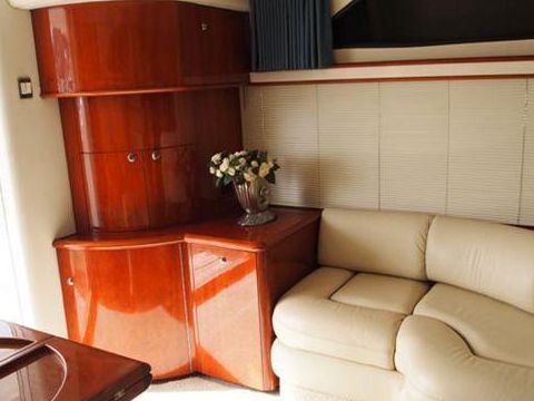 1999 Fairline Phantom 42