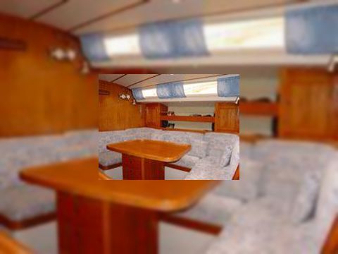 1991 Maxi Yachts 35 for sale