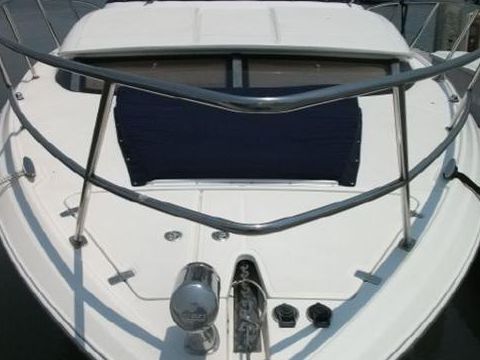 2006 Regal 3360 Commodore