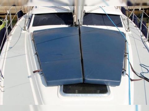 Vegyél 2004 Hunter 44