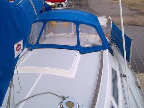 Buy 1985 Moody 27