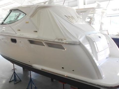 2013 Tiara 3500Sovran eladó