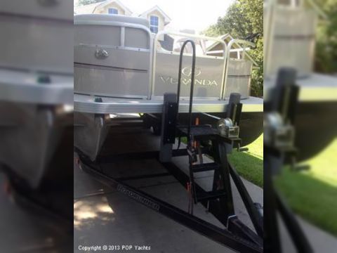 2011 Xpress 22 Veranda