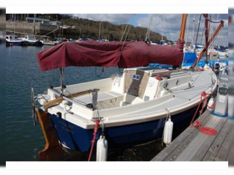 Buy 2001 Cornish Crabber 22