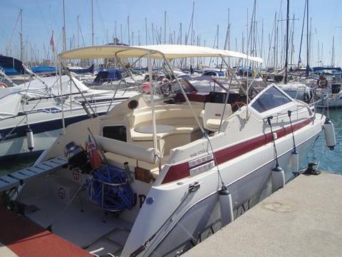 Maxum 2700 Scr