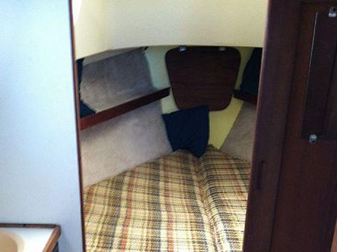 1976 Hunter 27 in vendita