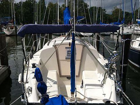 1976 Hunter 27 in vendita