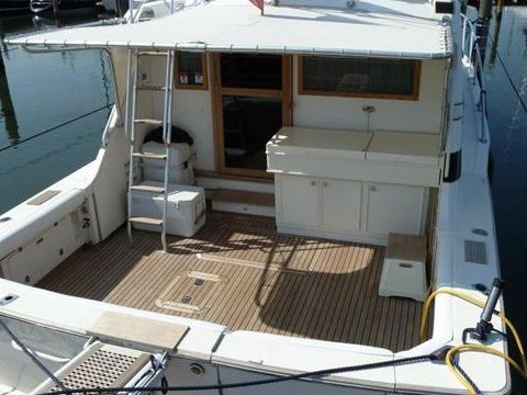 1990 Bertram 37