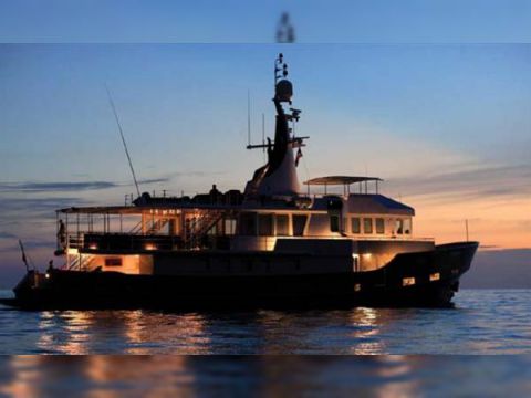 Expedition Motor Yacht