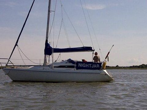 Hunter Horizon 27