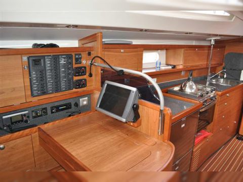 2012 Delphia 47