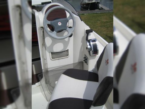 Buy 2004 Quicksilver 460