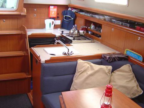 2009 Hunter Legend 33 te koop