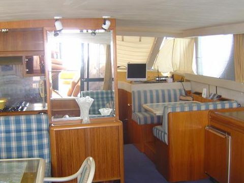 1990 Trader 595 for sale