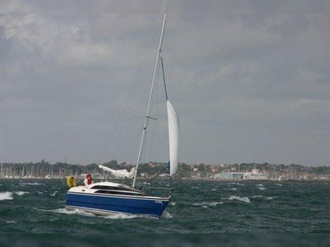 Купить 2005 MacGregor 26M