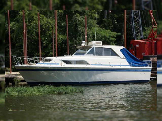 Chris-Craft 33