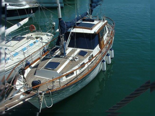 Quicksilver 635 Commander