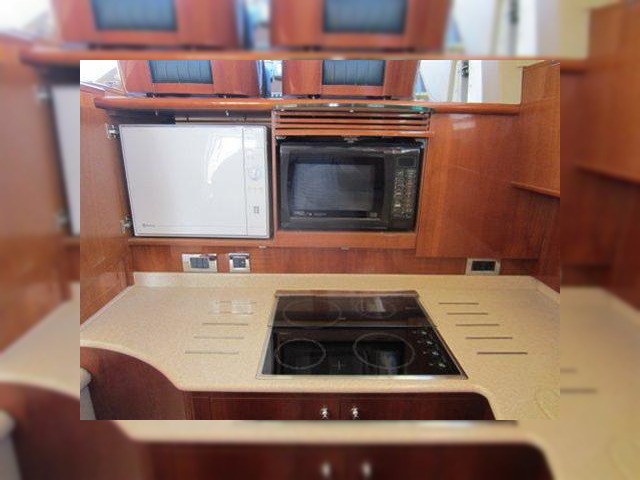 2003 Princess 61