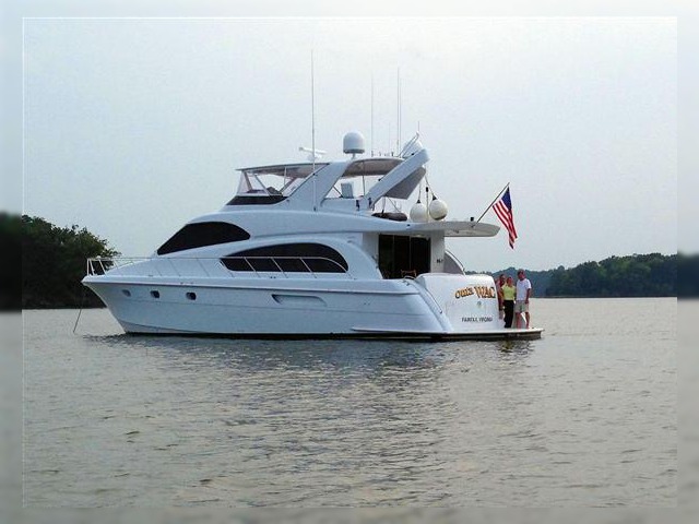 Hatteras 63 Motor Yacht