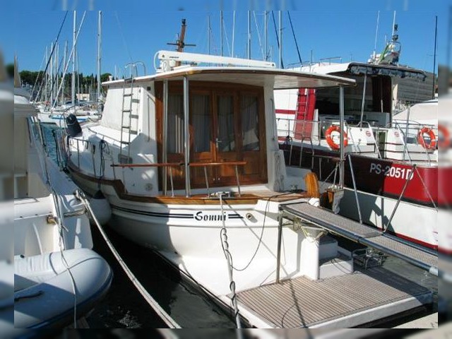 Sealine 240S