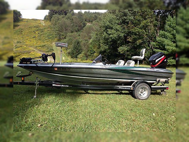 2006 Triton 196 for sale