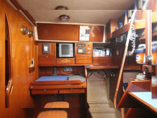 2001 Amel Super Maramu 2000 for sale