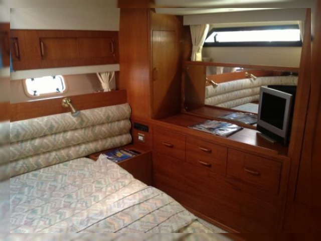 1989 Princess 435