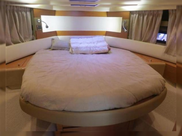 2012 Azimut 40
