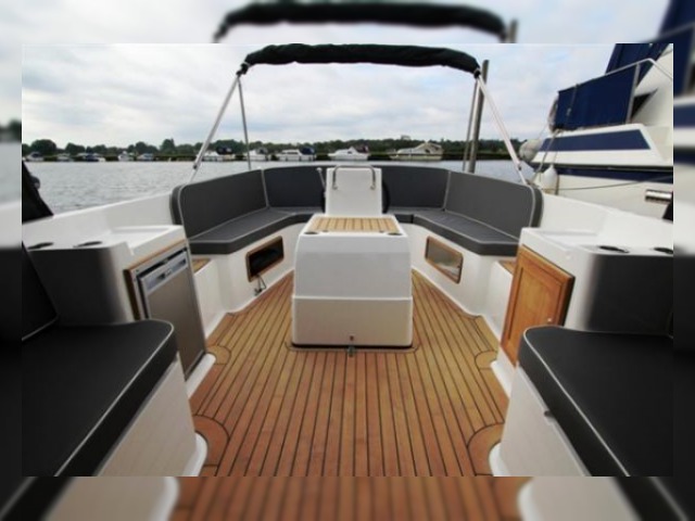 2013 Interboat 760 Intender for sale