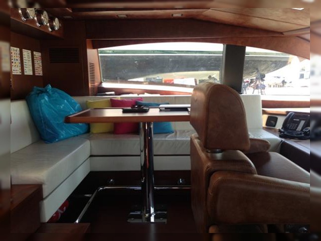 Buy 2008 Azimut 105