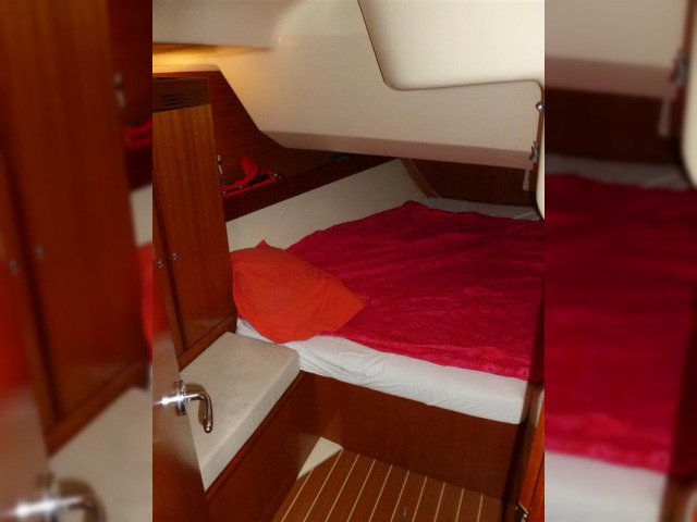 2007 Dufour 44