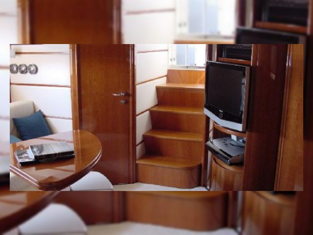 2005 Pershing 50