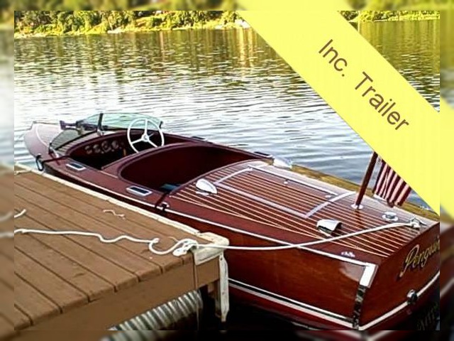 Chris-Craft 16 Foot Runabout