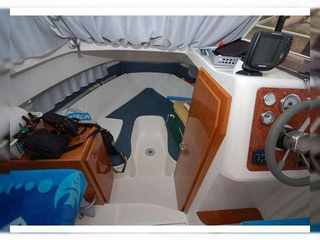 2005 Rio 7000