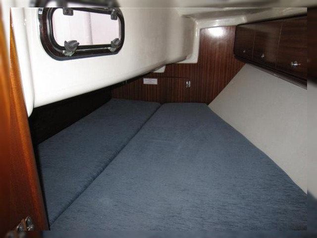 2002 Bavaria 32