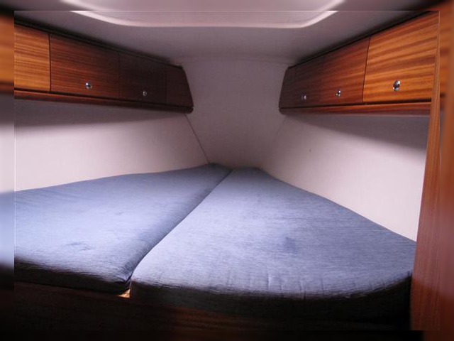 Buy 2002 Bavaria 32