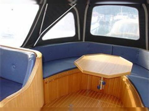 Buy 2002 Antaris 825