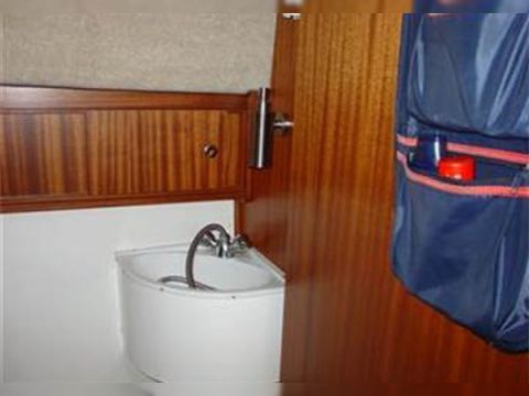 2002 Antaris 825 for sale