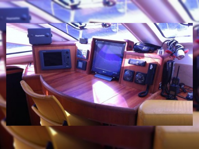 Buy 2001 Catana 582
