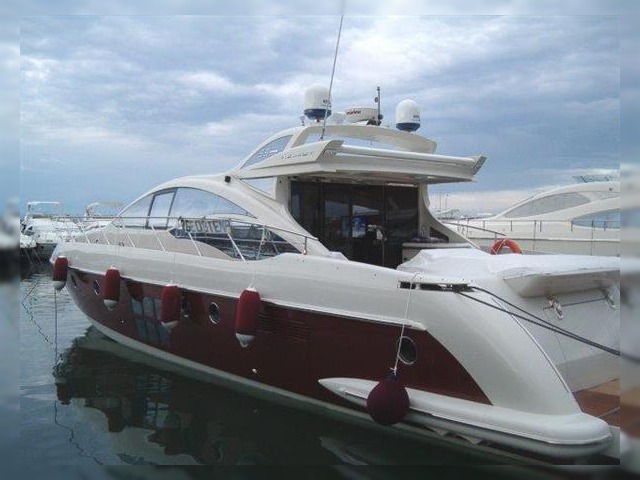 Buy 2009 Azimut 62S