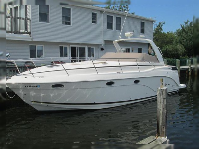 2005 Rinker 360 Express