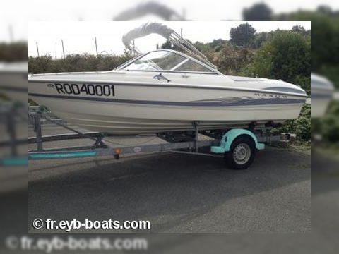 2005 Maxum 1880
