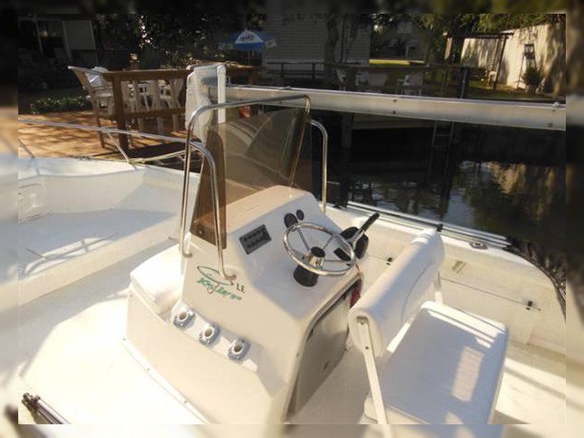2011 Key Largo 20 til salg