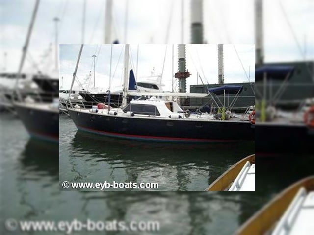 1990 Atlantic 61
