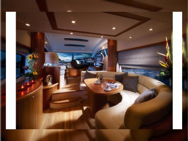 2010 Sunseeker Predator 52