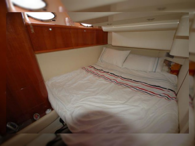 2007 Fairline Phantom 40 for sale
