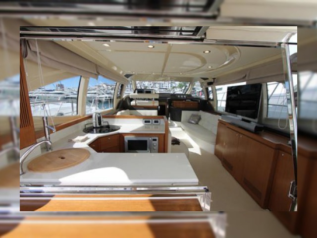2009 Ferretti 470 for sale