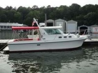 Albin Enclosed Pilothouse Tournament Express