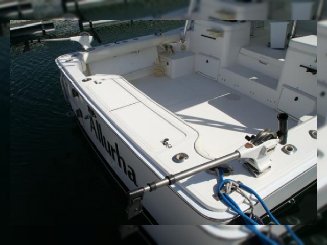 2003 Luhrs 32 Open