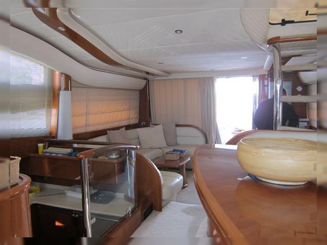 2003 Princess 61 til salg